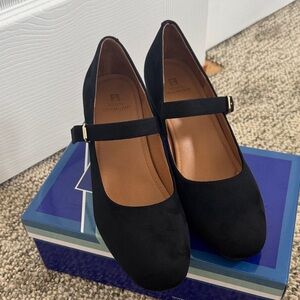 White Mountain Black Mary Jane Heels
